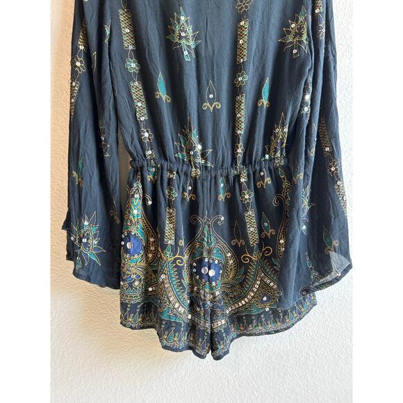 Anna Sui  x O'Neill Harmon | Black Sequin Bell Sleeve Romper | XS - Picture 13 of 16